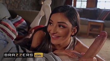 Remaja Suka Yang Besar – (emily Willis, Danny D) – Latihan Bikin Jadi Pelacur Sempurna – Brazzers