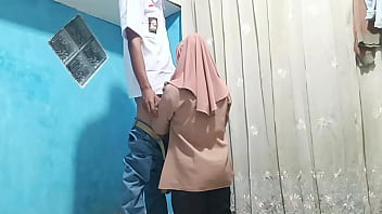 Murid Menggoda Bu Guru Dengan Rayuan Panas Sepulang Sekolah