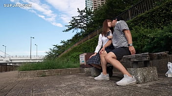 Gadis Jepang Yang Menggoda Di Ranjang 0808
