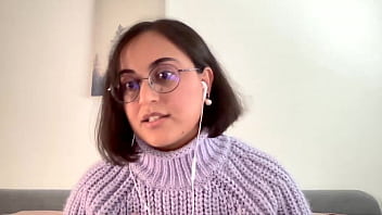 Gairah Di Balik Layar: Yasmeena, Bintang Porno Terkenal Afghanistan