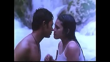 Adegan Telanjang Terseksi Dalam Film China