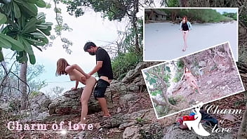 Bercinta Dengan Orang Asing Di Pulau Terpencil