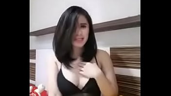 Bigo Live Hot Show: Tubuh Mulus Menggoda