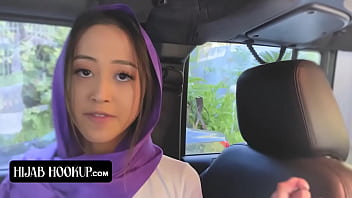 Alexia Anders Sembunyi-sembunyi Bawa Pacar Ke Kamar Untuk Kenikmatan Terlarang, Ketahuan Ayah