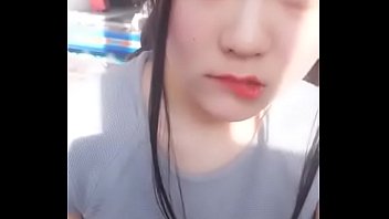 Gadis Imut Tionghoa Yang Menggoda