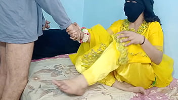 Desi Bhabhi Berdress Kuning, Aduhai Cowgirl Dan Reverse Cowgirl Tanpa Kondom