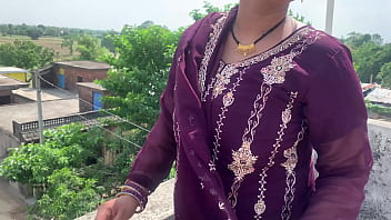 Bhabhi Bhojpuri Panas Memberikan Kenikmatan Total Dengan Tubuh Dan Vaginanya