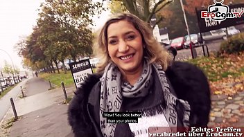 Deutsch-türkin Cari Pasangan Untuk Kencan Panas Di Luar Ruangan