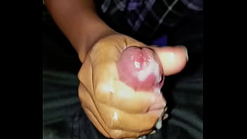 Kakakku Suka Menghisap Batangku