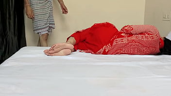 Ayah Mertua Mengeksploitasi Kehangatan Menantu Perempuan