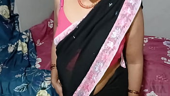Pembantu Seksi India Dengan Payudara Besar Tertangkap Istri India Dalam Mimpi