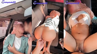 Jilbab Daisy Bae Mesra Di Dalam Mobil
