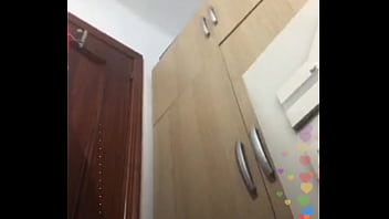 Masturbasi Langsung Di Depan Kamera