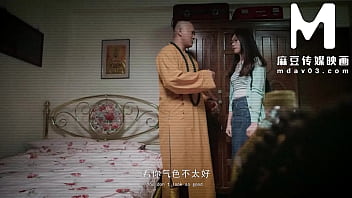Master Shaolin Tiongkok Membantu Wanita Dengan Alat Kelaminnya