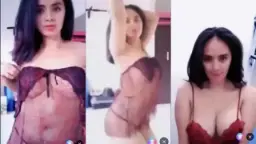 Kimaya Agata Dalam Lingerie Transparan Yang Menggoda