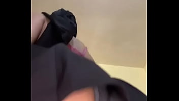 Gadis Berhijab Solo Dengan Pantat Arab Besar Bermain Dengan Bokong Bulat Dan Pantat Menggoda Yang Menggairahkan