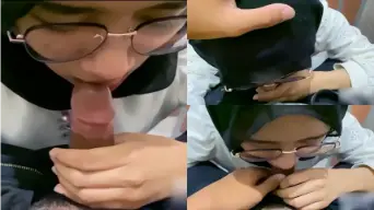 Bella Berjilbab Ahli Mengulum Dengan Penuh Nafsu