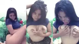 Live Streaming Brutal Dengan Gea Bocah Toge Berkacamata Yang Menggoda