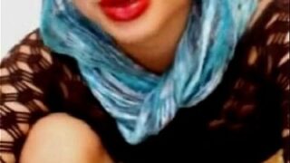 Webcam Whore’s Solo Pleasure: A Bangladeshi Babe’s Naughty Show