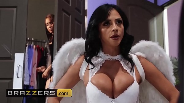 Sihir Mesum Dua Penyihir Seksi – Ariella Ferrera & Isis Love Beraksi – Brazzers