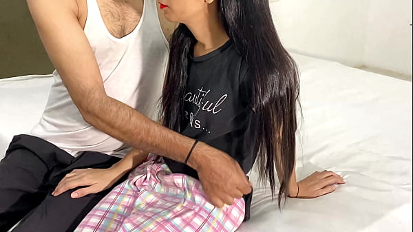 Gadis Desa Seksi Menggoda Paman Dengan Kontol Besar, Video Mesum Ranjang Panas