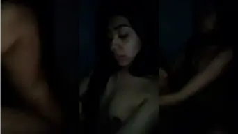 Bercinta Sengit Dengan Pacar Di Tempat Yang Gelap Gulita