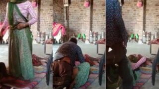 Bini Bihari Ngegas Nikmatin Kontol Mertua Sampe Crot