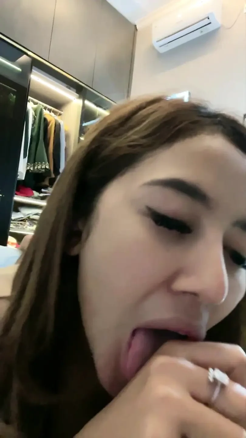Wild Masturbate Turn Shy Girl To Nasty Slut