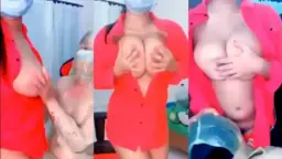 Chiasandra Dan Temennya Lagi Main Basah-basah, Crot Di Mana-mana.