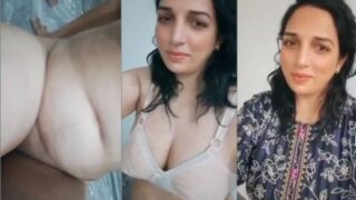 Delhi Milf Sange Video, Pamer Tetek Sama Memek