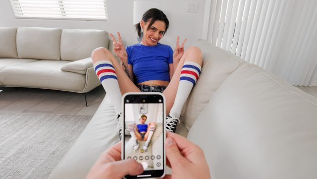 Ngentotin Adik Tiri Bego, Bikin Cewek Basah Kuyup