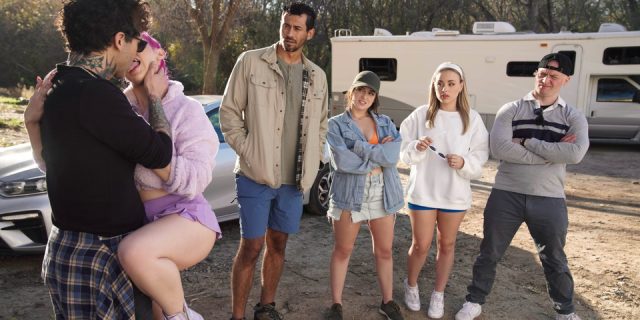 Nonton Digitalplayground – Sweethearts Episode 1, Para Cewek Seksi Lagi Main-main Basah-basahan Bikin Nafsu