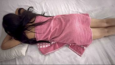Pelayan Pijat Pantat Cewek Nri, Terus Ngentot Memek Pantat Gede.