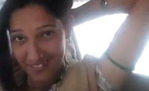 Ngewe Enak Di Mobil, Montok India Ngenyot-nyot