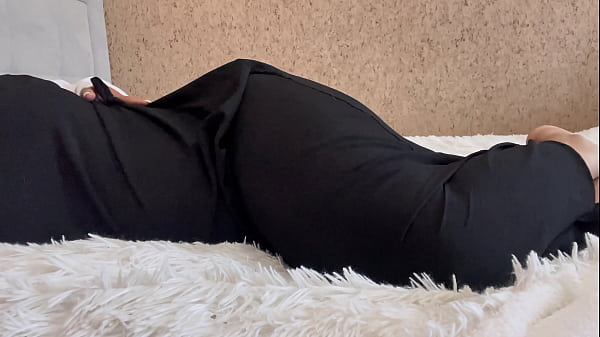 Gadis Arab Polos, Rok Tersingkap, Tanpa Celana Dalam Bikin Makin Liar.