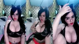 Goyangan Mia Khilaf Bikin Malam Jumat Makin Panas Penuh Nafsu