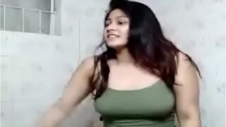 Video Mesum Cewek Gemuk Indonesia Lagi Mandi Bugil, Badan Basah Kuyup Bikin Ngilu