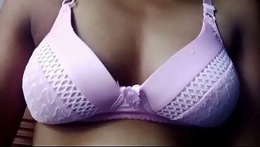 Malam Ini, Gadis India Panas Banget Siap Bikin Lo Meleleh, Badan Seksi Bikin Ngiler.