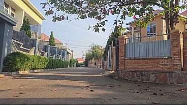 Malingkatan Mom Arab Sangek Di Luar Rumah Dekat Jalan Raya