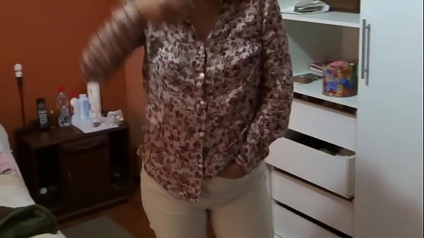 Kumpulan Momen Panas Ibu Tiri Berbulu, Istri Matang, Nenek Bergairah, Pamer Memek – Ardientes69
